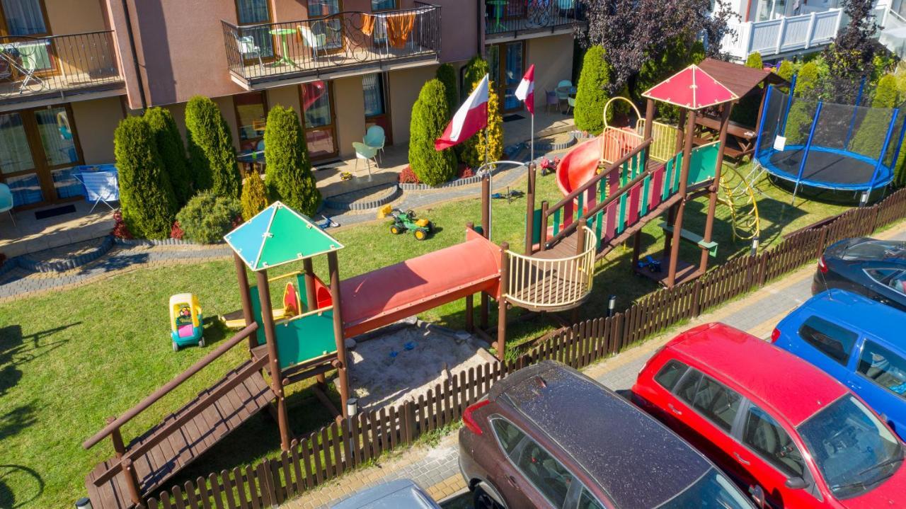 Nemo 2 Hotel Karwia Ngoại thất bức ảnh