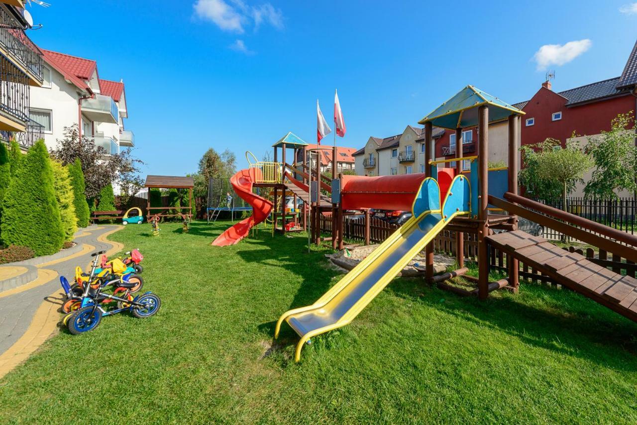 Nemo 2 Hotel Karwia Ngoại thất bức ảnh
