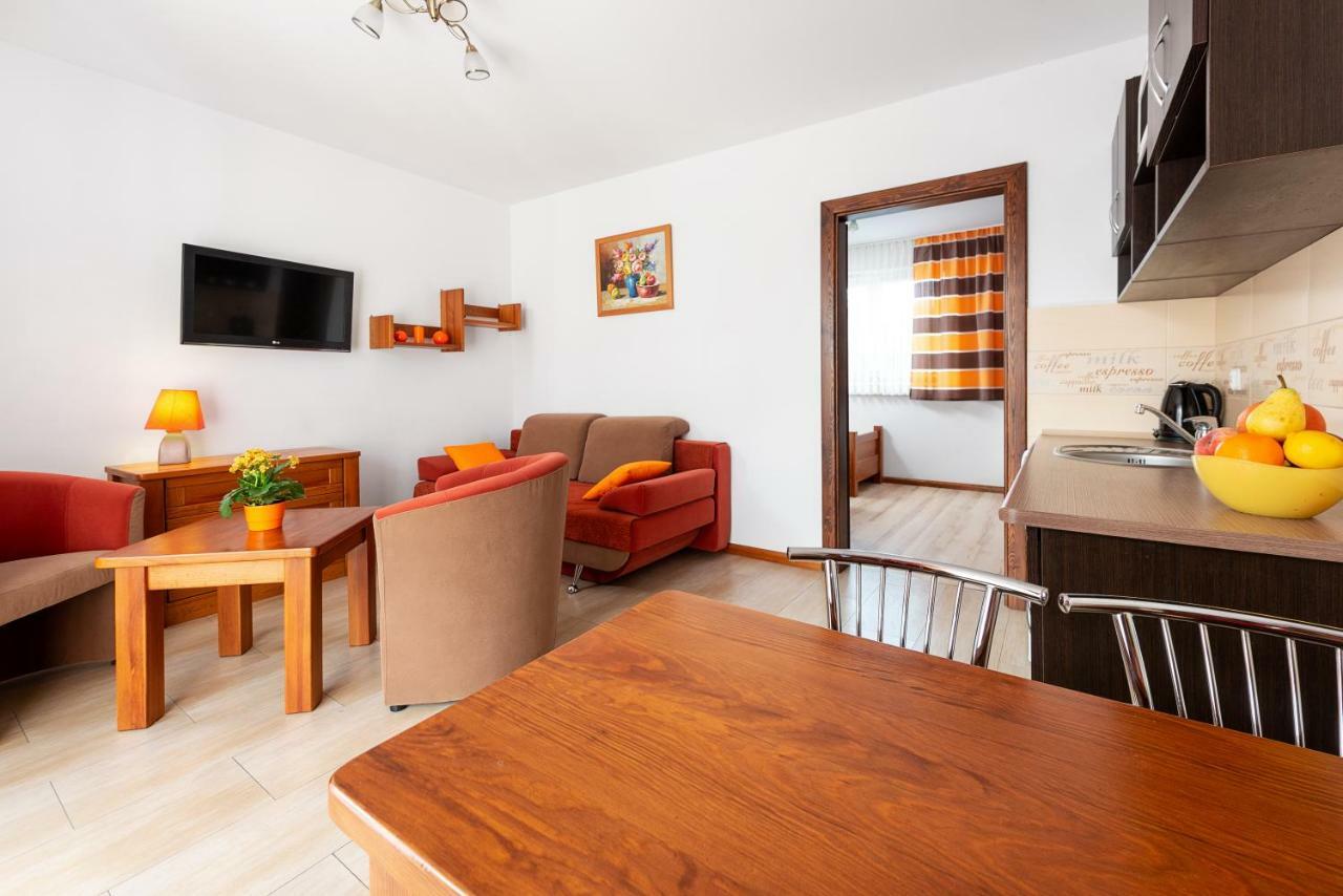 Nemo 2 Hotel Karwia Ngoại thất bức ảnh