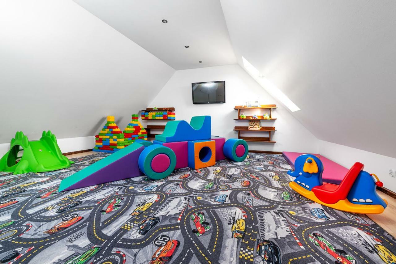 Nemo 2 Hotel Karwia Ngoại thất bức ảnh